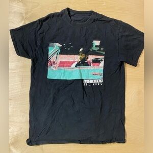 Ice Cube Tee size Medium (IG)